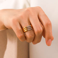 MIA RING | 18K Gold plated