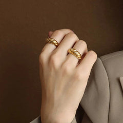 Croissant Ring | 18K Gold plated